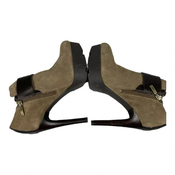 Guess Stylish Tan and Brown High Heel Ankle Boots - Picture 4 of 7